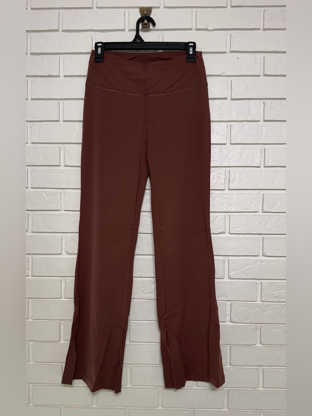 NWT Yvette Brown Split-Hem Flare Leggings High-Rise Women’s Large